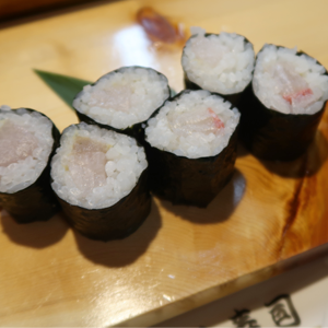 Shiroi Tekka Maki (White “Tekka Maki” sushi roll)